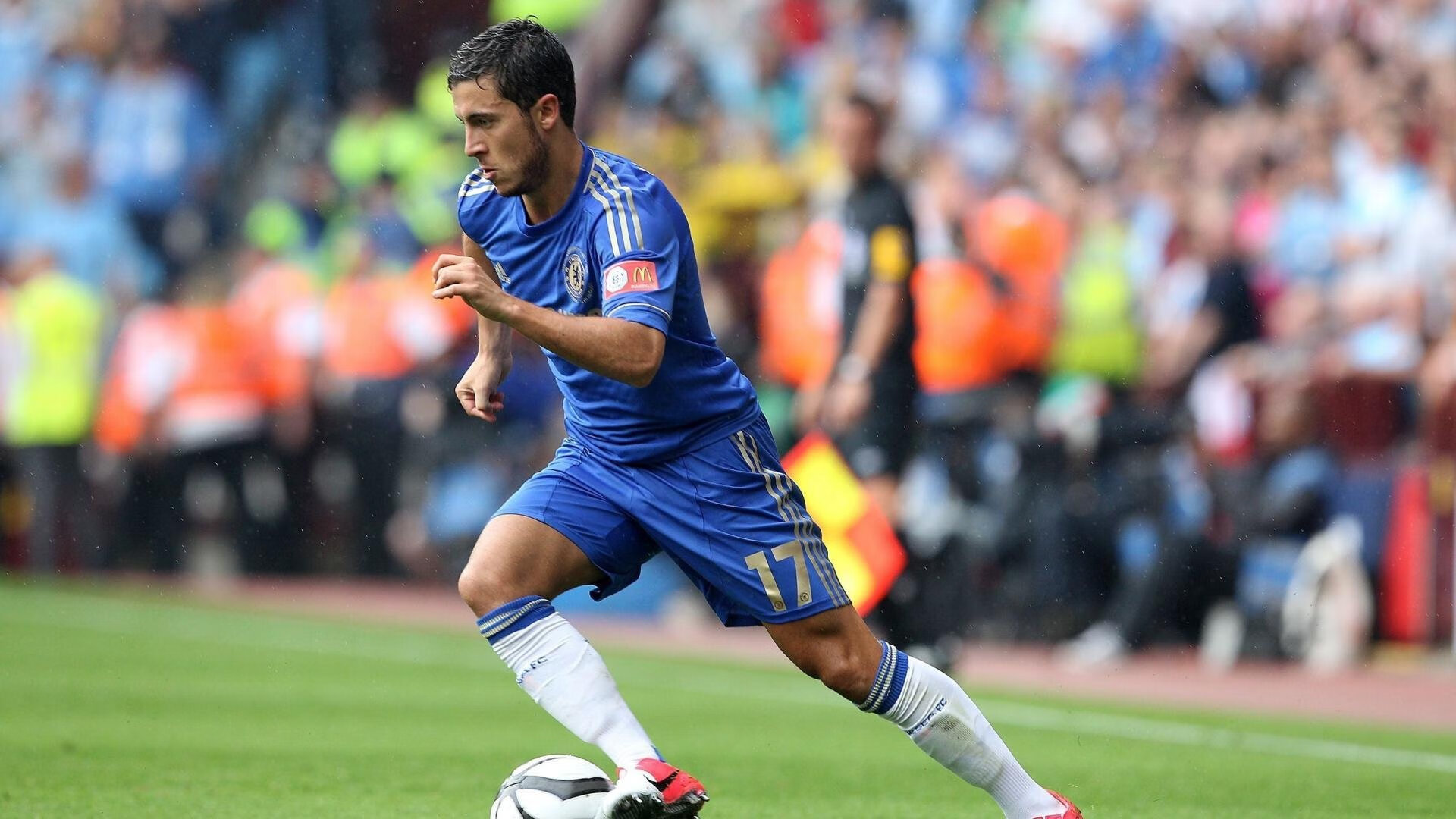 中国九游体育-英超赛后深度剖析，突破点来自攻守转变的细节把握，英超晋级